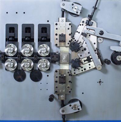 Machine de enroulement de ressort biaxial de commande numérique par ordinateur de XD -250 avec la grande vitesse et la précision