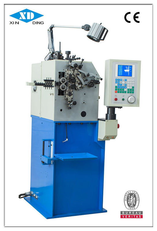 Petite machine moteur servo à grande vitesse de 550pcs de ressort hélicoïdal de compression d'exactitude/minute deux